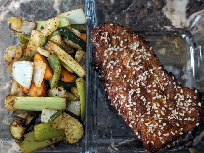 Sweet and Spicy Sesame Tuna Steaks with Spicy Lemon Pepper Veggies