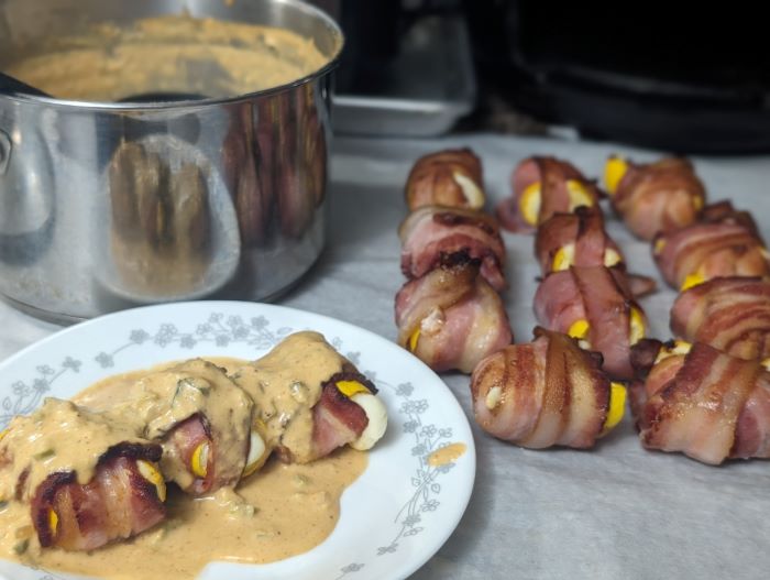 Bacon Mozzarella Summer Squash Bites with a Homemade Sweet and Spicy Summer Sauce